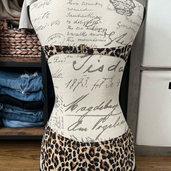 Victorias Secret Leopard Gold Bikini Set - Picture 4 of 8